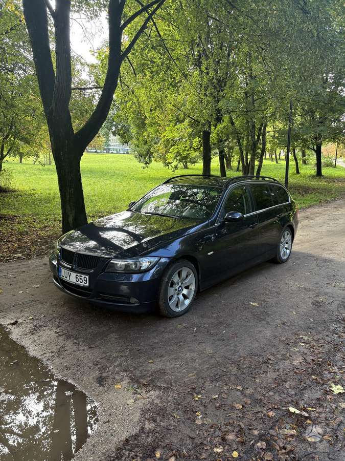 BMW 325, 3.0 l., wagon