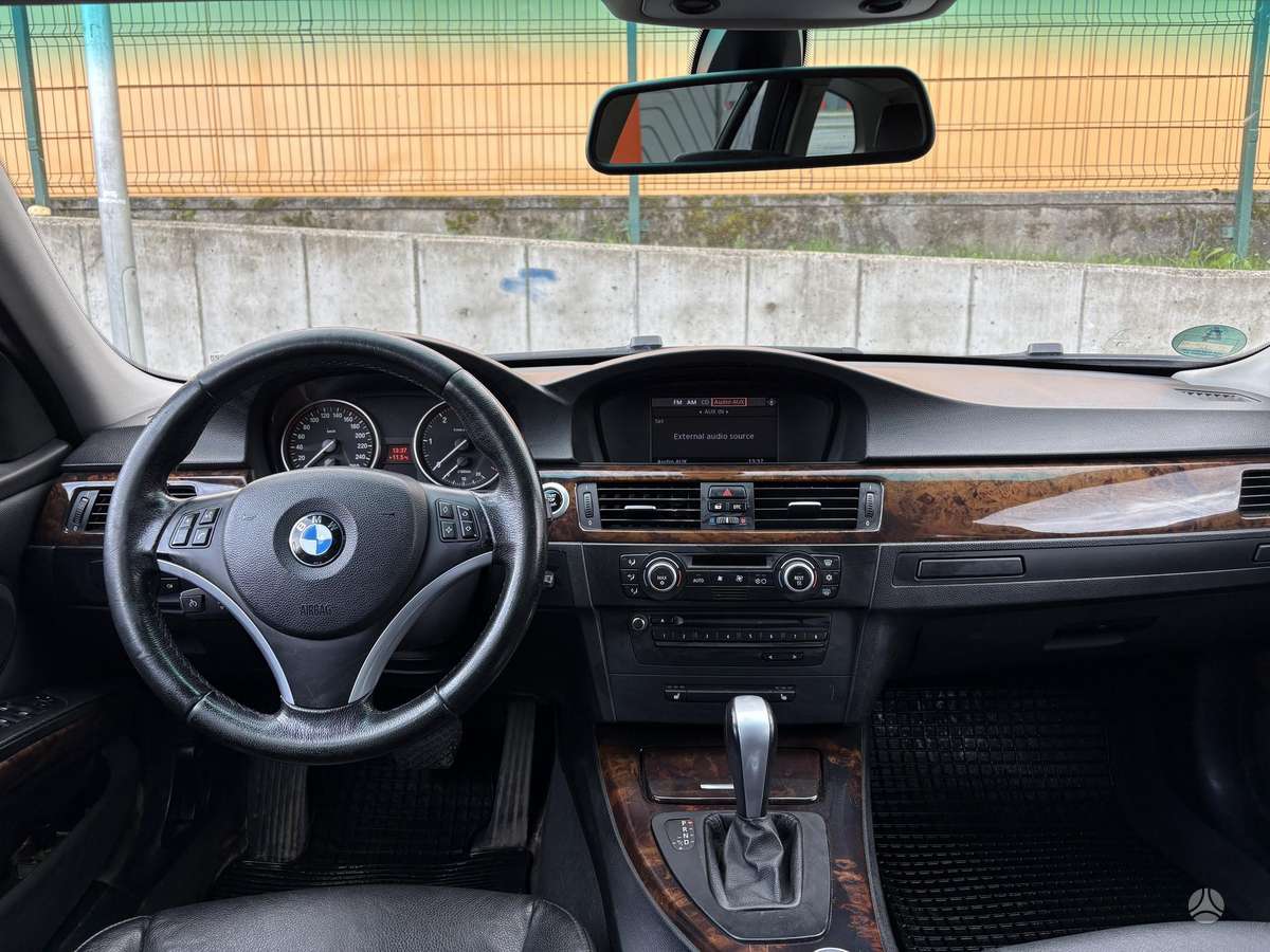 BMW 325, 3.0 l., Универсал