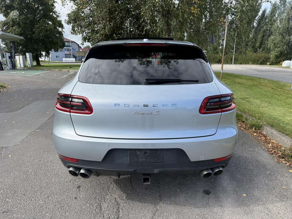 Porsche Macan, 3.0 l., off-road / crossover