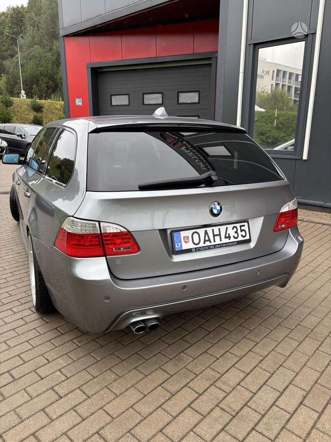 BMW 530, 3.0 l., wagon