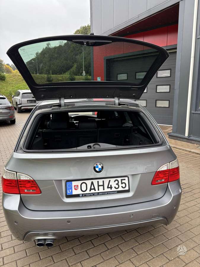 BMW 530, 3.0 l., wagon