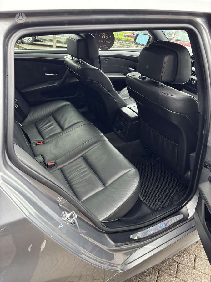 BMW 530, 3.0 l., wagon