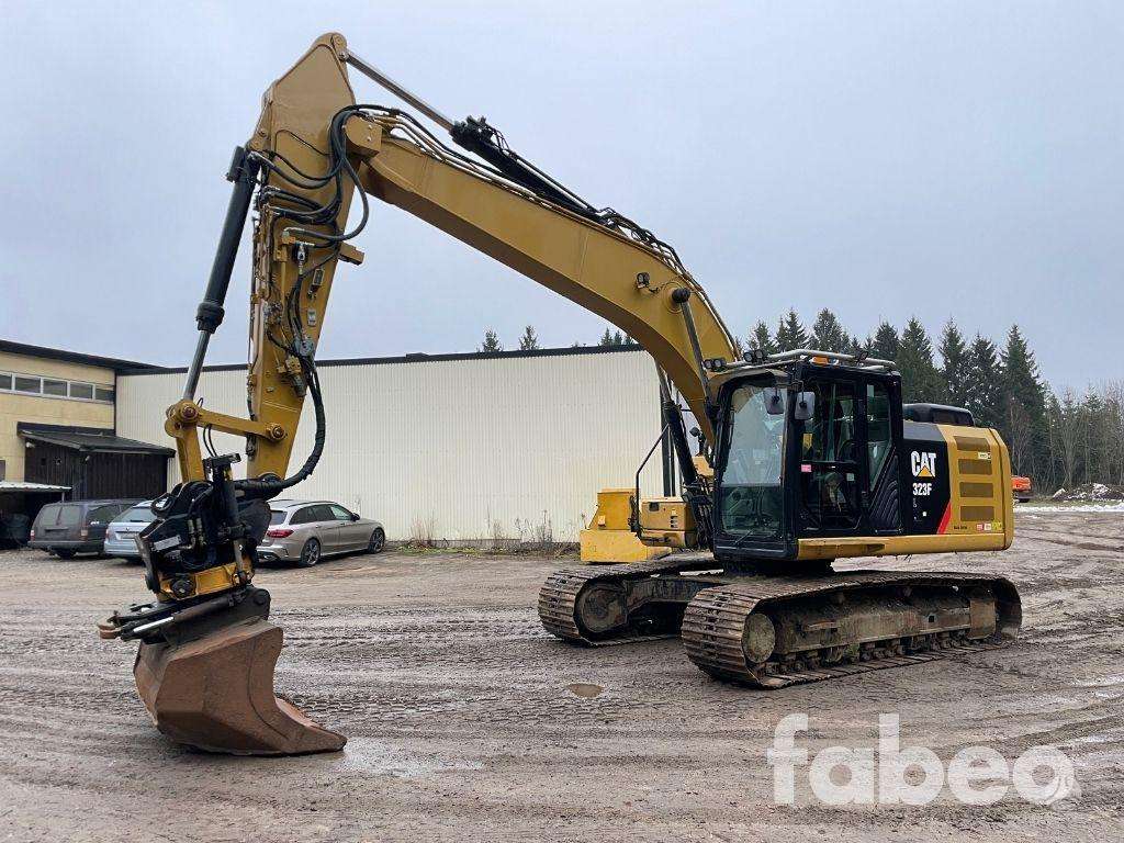 Caterpillar 323 FL, экскаваторы