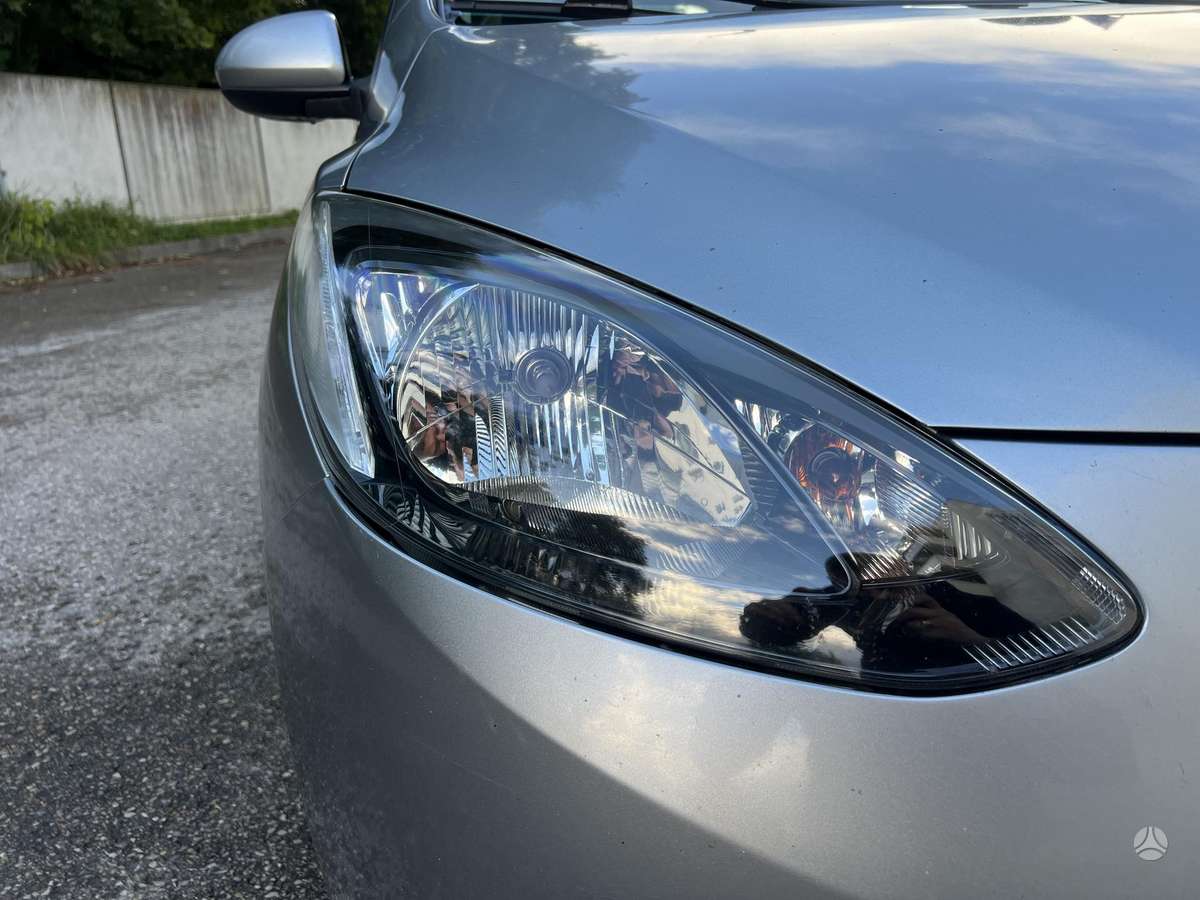 Mazda 2, 1.4 l., hečbekas