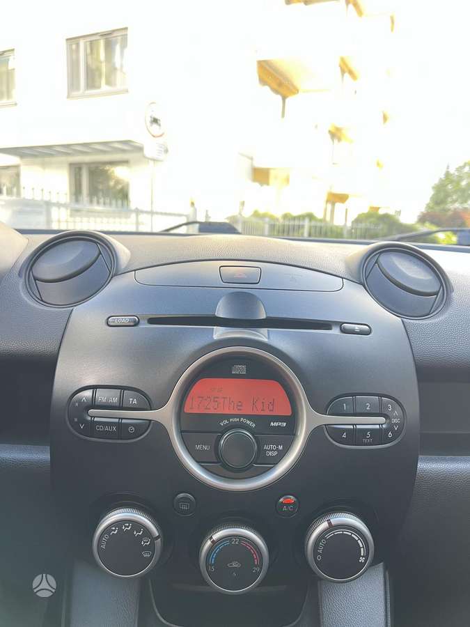 Mazda 2, 1.4 l., hatchback