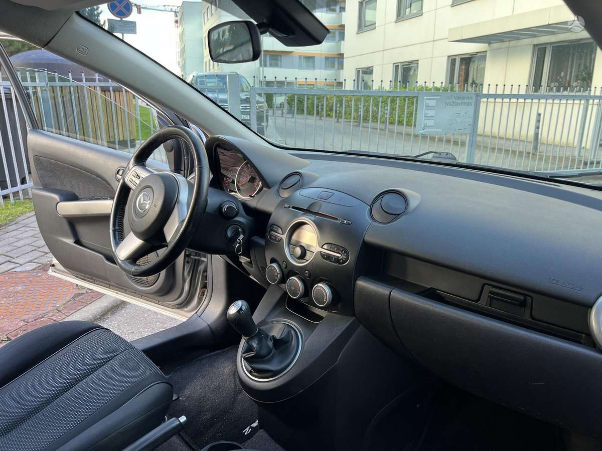 Mazda 2, 1.4 l., hečbekas