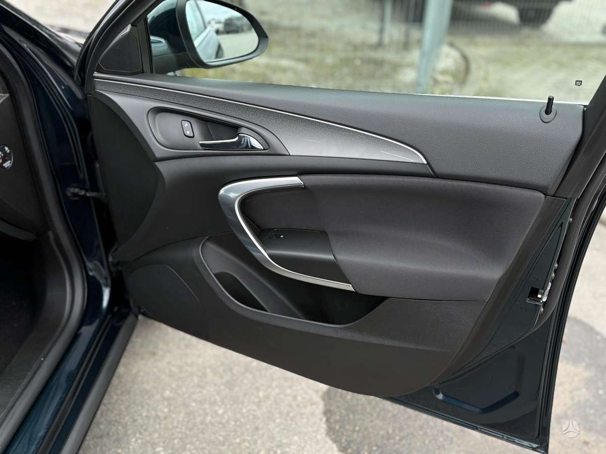Opel Insignia, 2.0 l., wagon