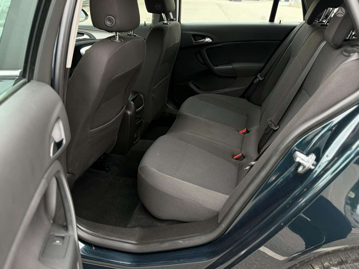 Opel Insignia, 2.0 l., wagon