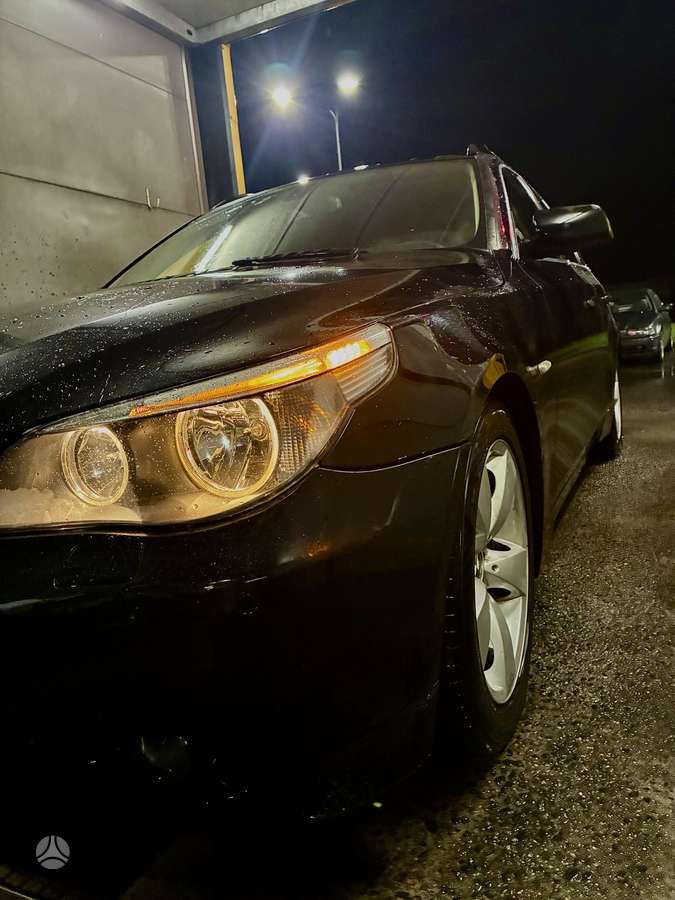 BMW 525, 2.5 l., wagon