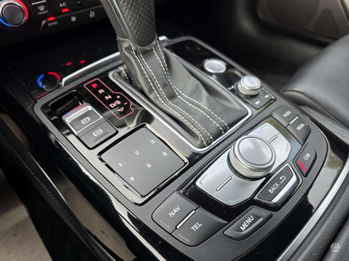 Audi A6, 3.0 l., universalas