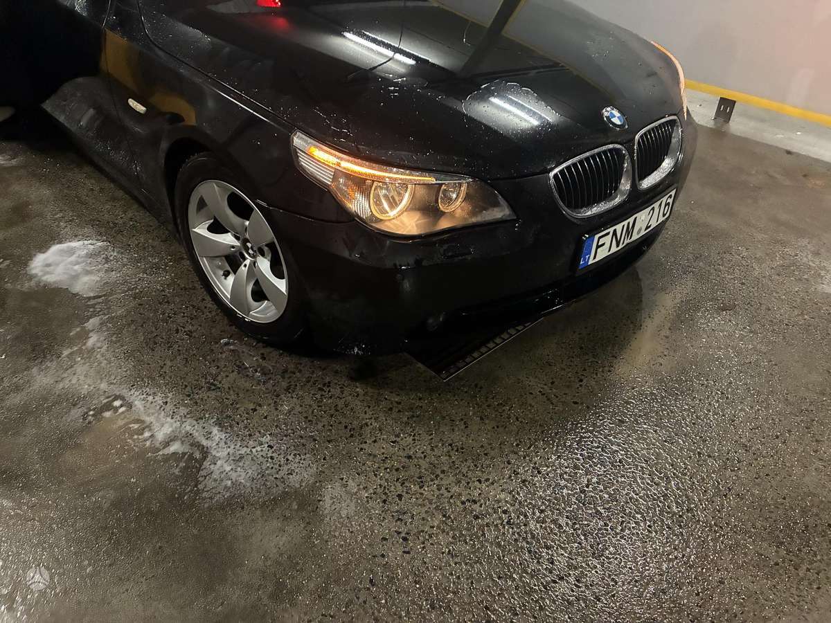 BMW 525, 2.5 l., wagon