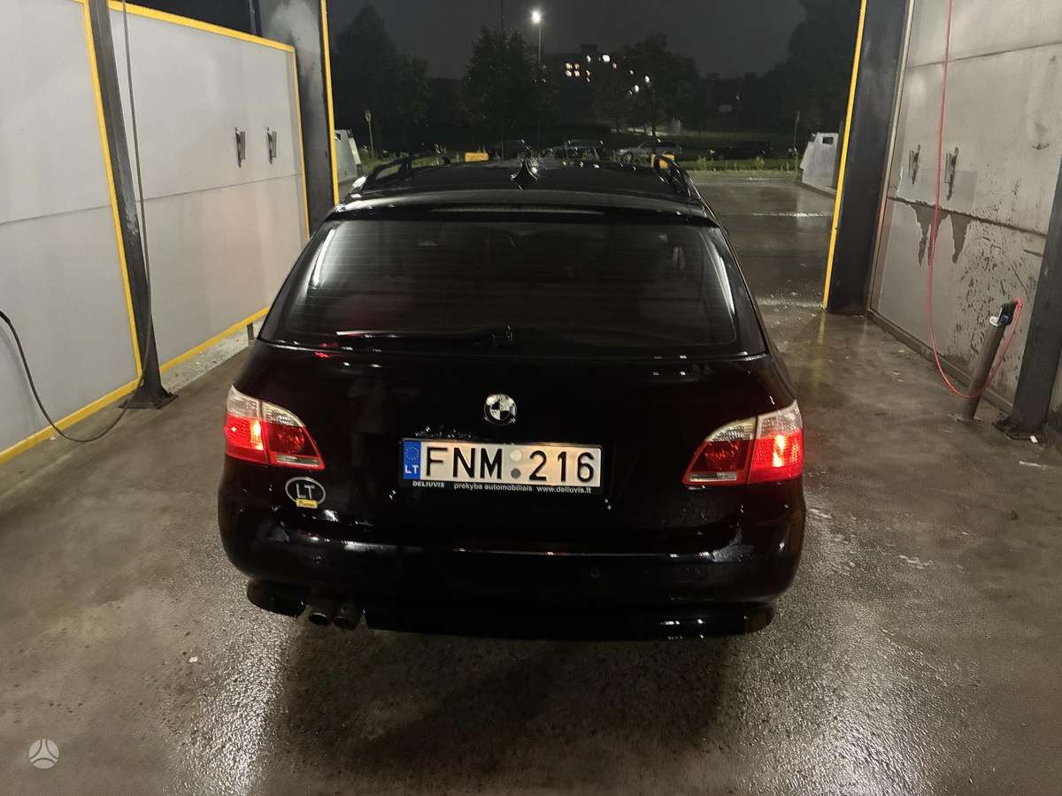 BMW 525, 2.5 l., wagon