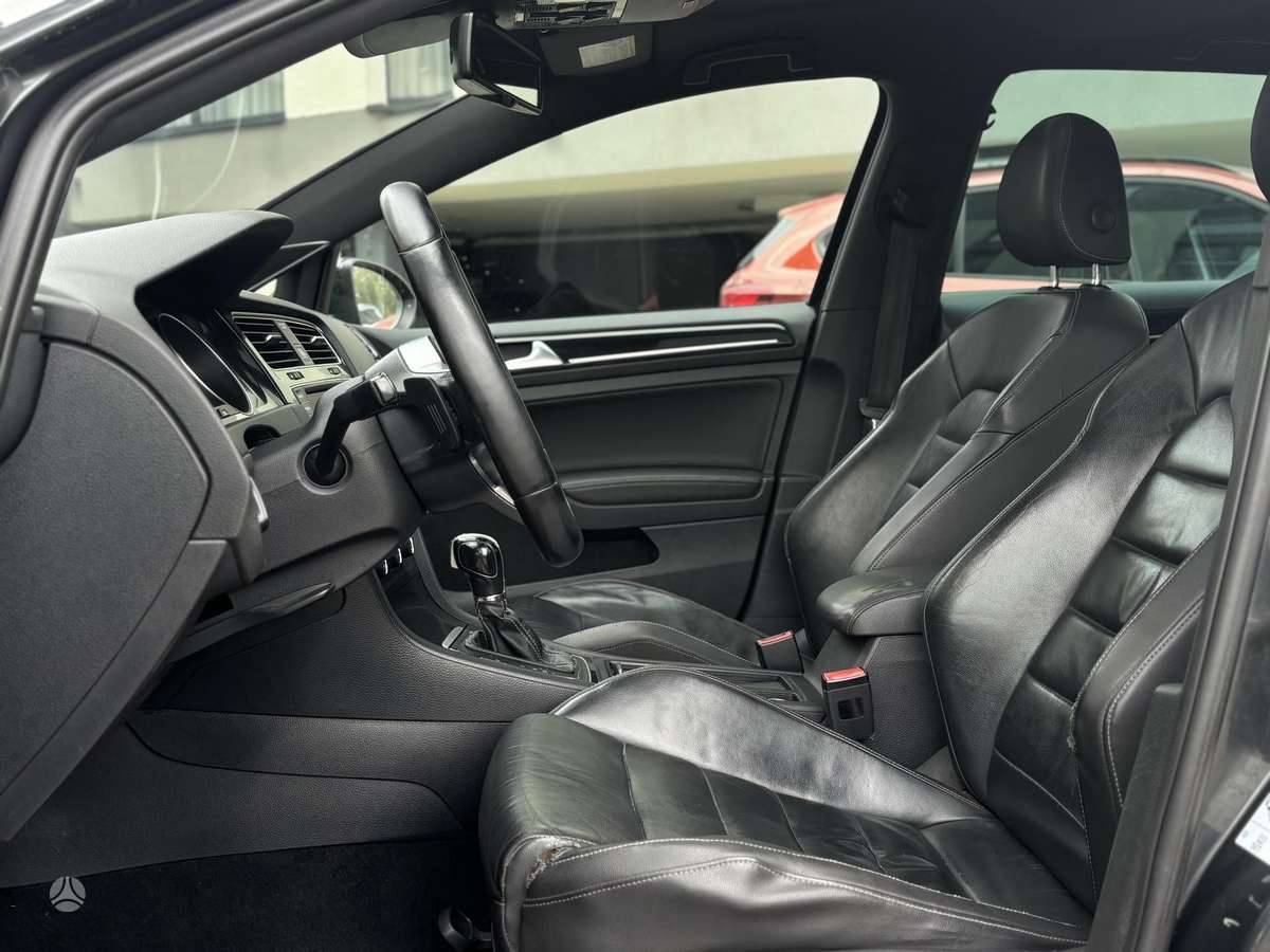 Volkswagen Golf, 2.0 l., hatchback