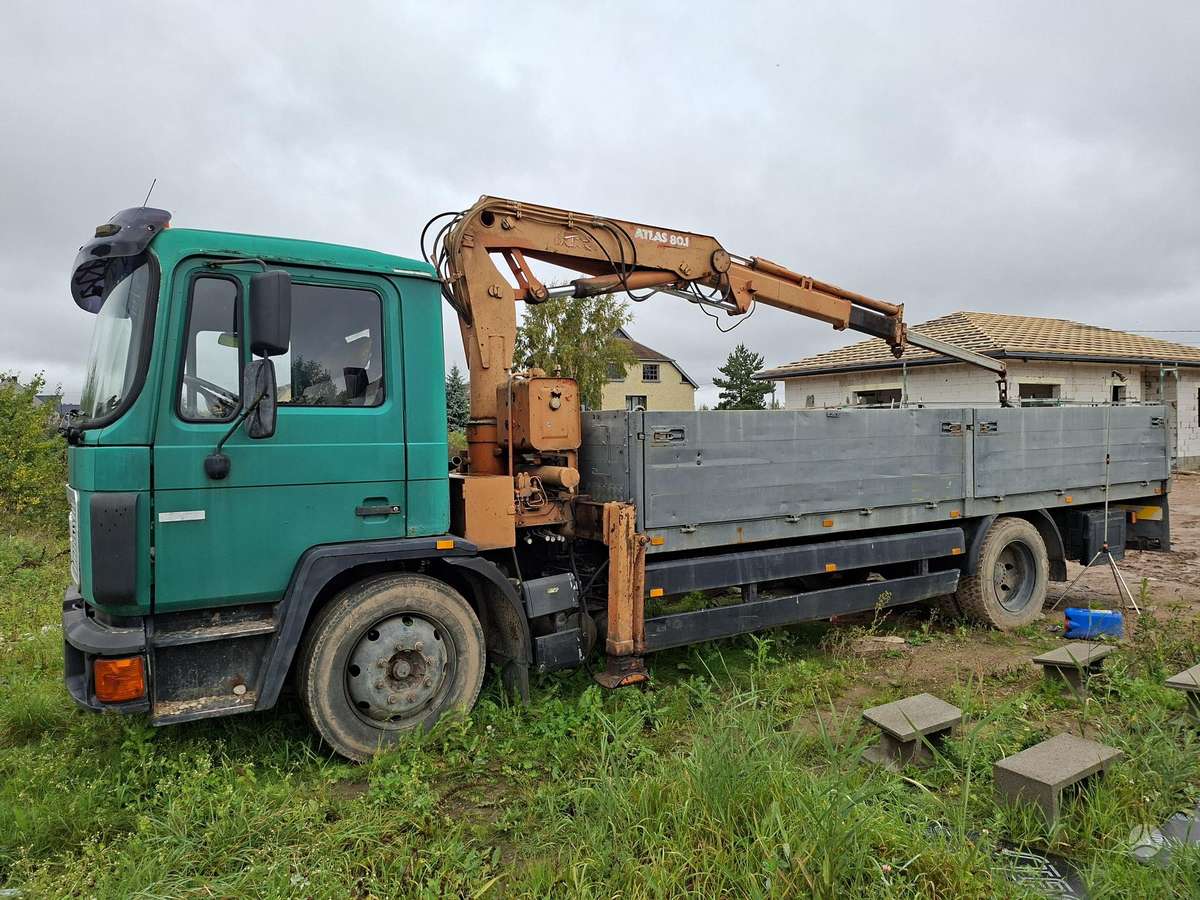 MAN 14,192, crane trucks