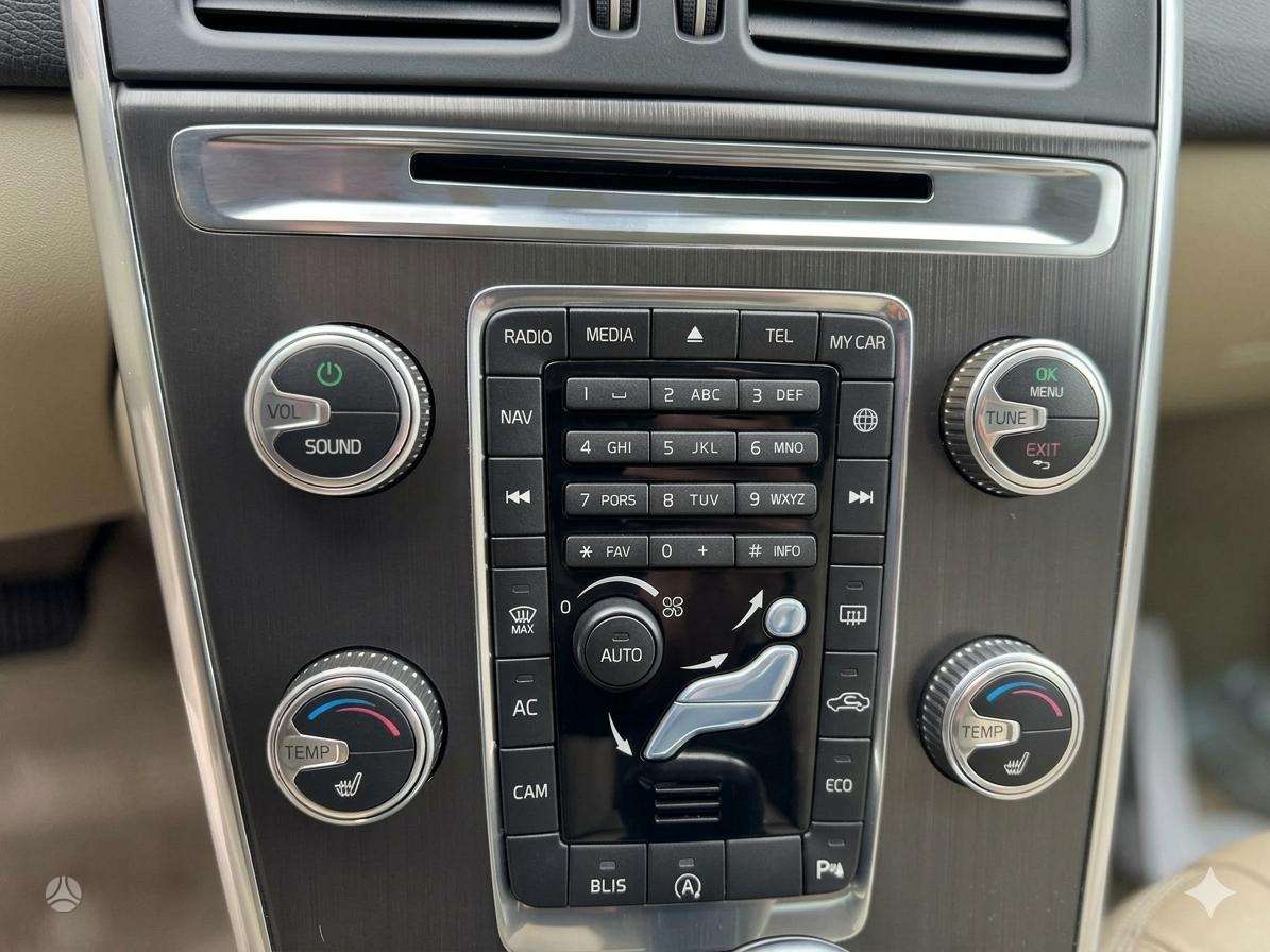 Volvo XC60, 2.0 l., Внедорожник / Кроссовер