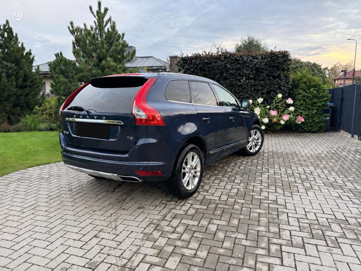 Volvo XC60, 2.0 l., Внедорожник / Кроссовер
