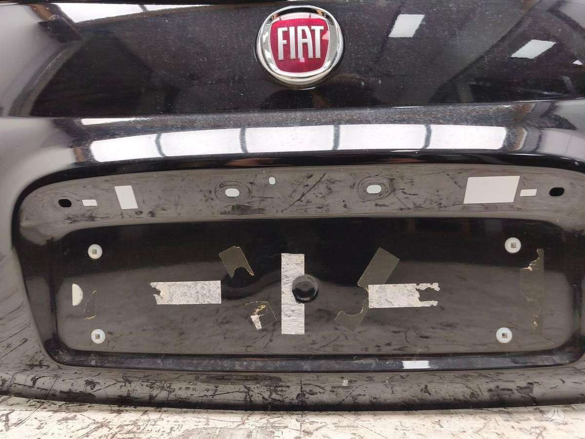 Fiat 500 hood (front, rear)