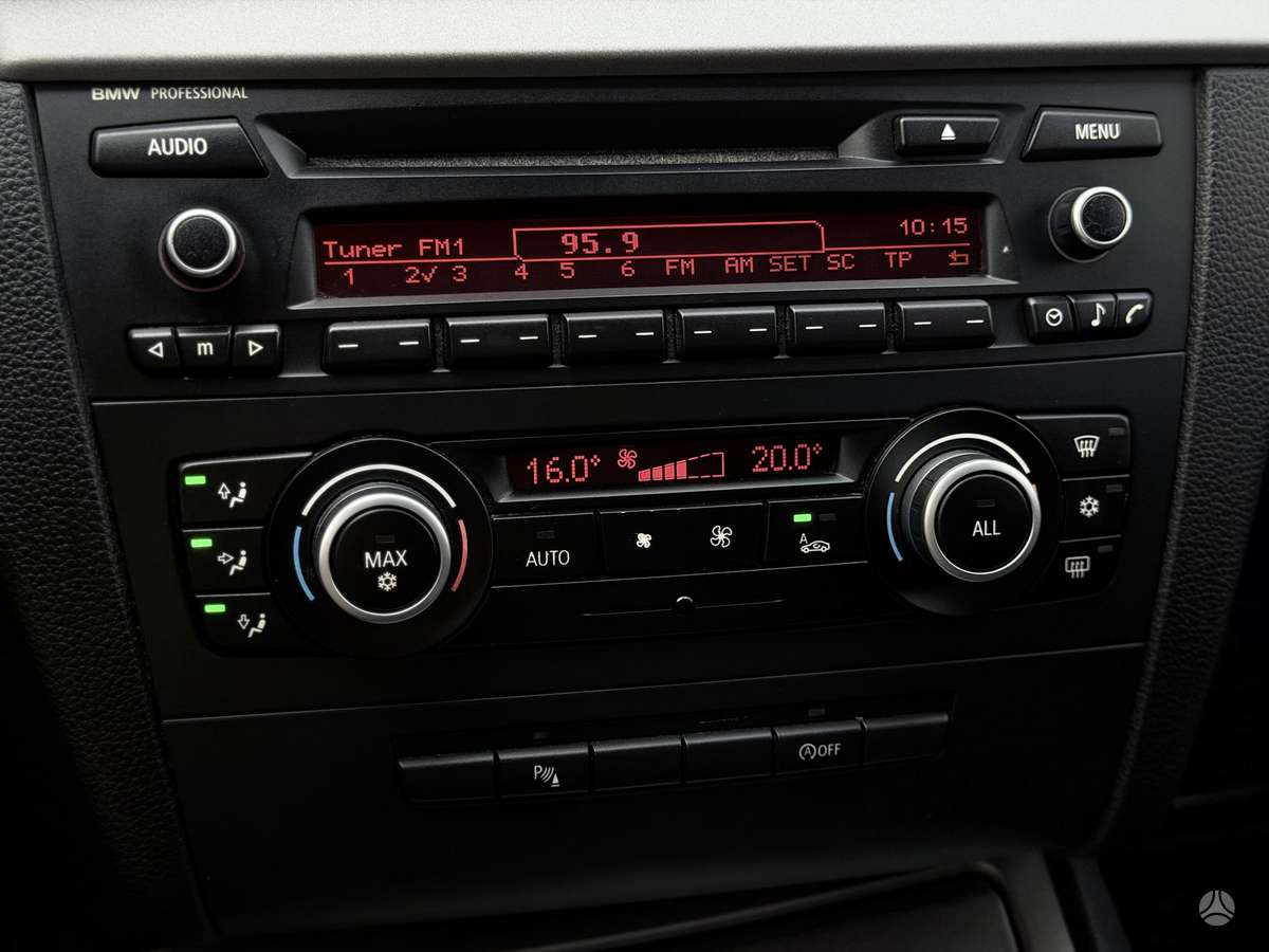BMW 118, 2.0 l., Хэтчбек