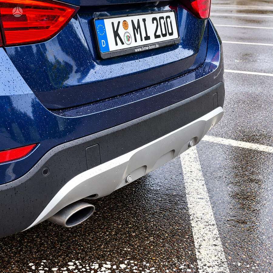 BMW X1, 2.0 l., hatchback