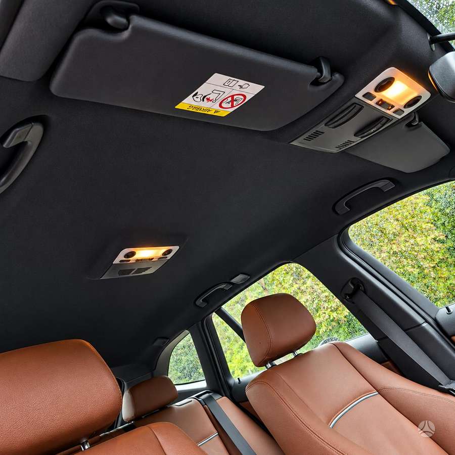 BMW X1, 2.0 l., hatchback