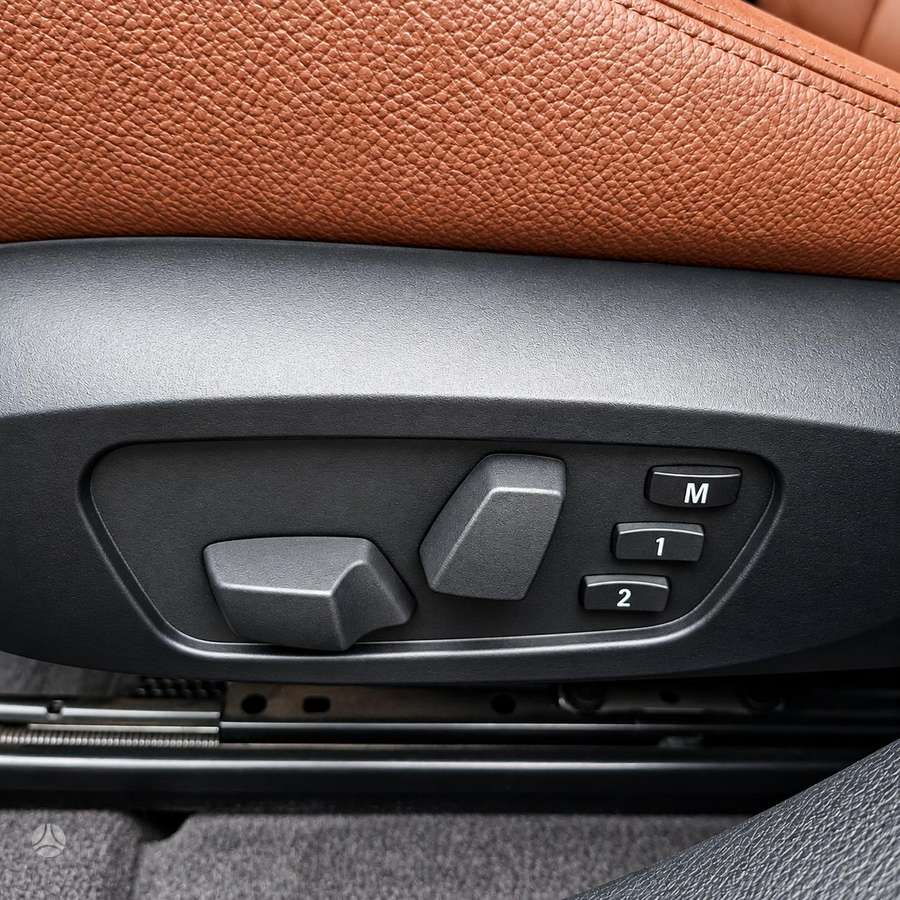 BMW X1, 2.0 l., hatchback