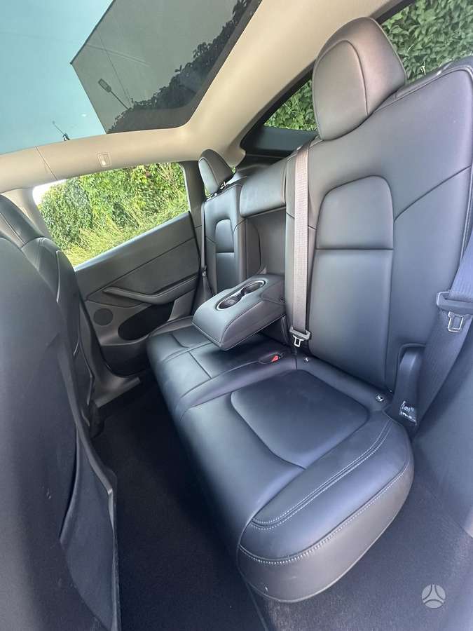 Tesla Model Y, Купе (coupe)