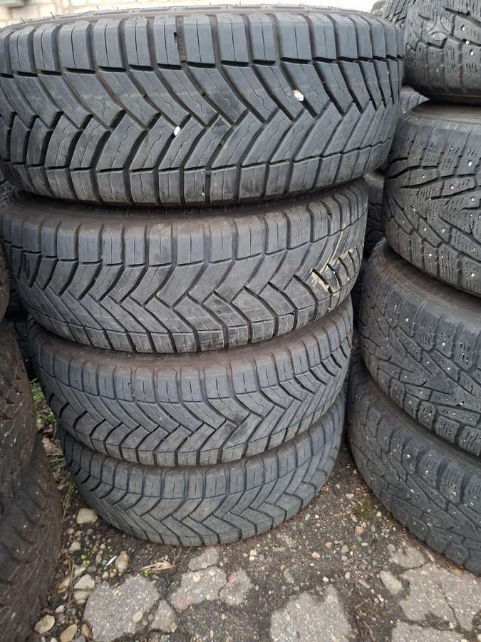 Michelin CROSSCLIMATE, всесезонные 215/65 R15