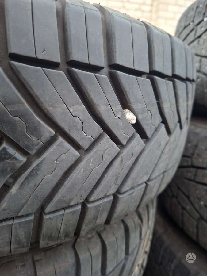 Michelin CROSSCLIMATE, universalios 215/65 R15