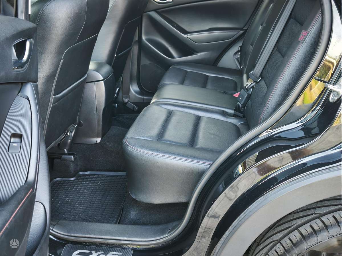 Mazda CX-5, 2.2 l., Внедорожник / Кроссовер