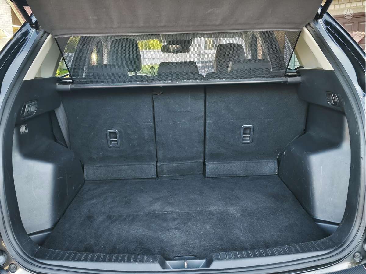 Mazda CX-5, 2.2 l., off-road / crossover