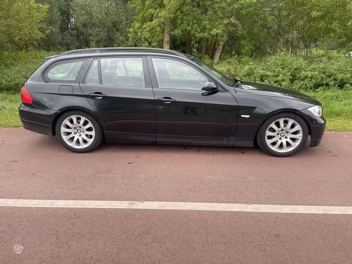 BMW 320, 2.0 l., wagon