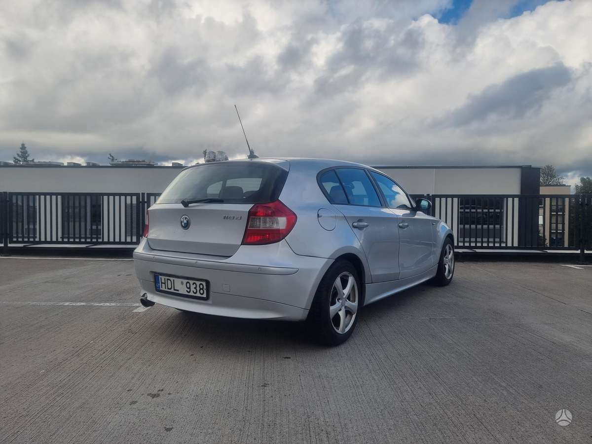 BMW 118, 2.0 l., Хэтчбек