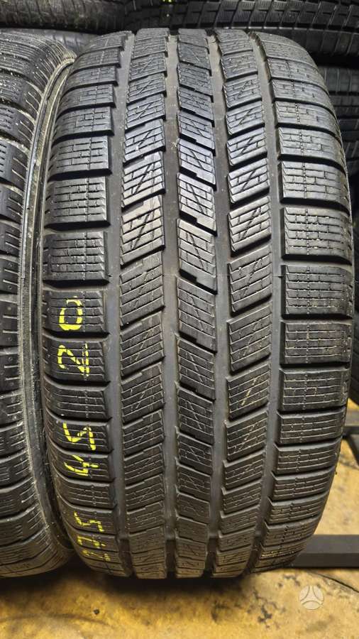 Pirelli Scorpion ice snow, winter 275/45 R20