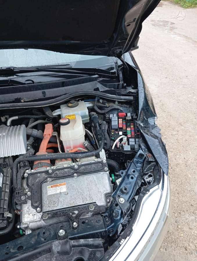 Toyota Auris детали кузова