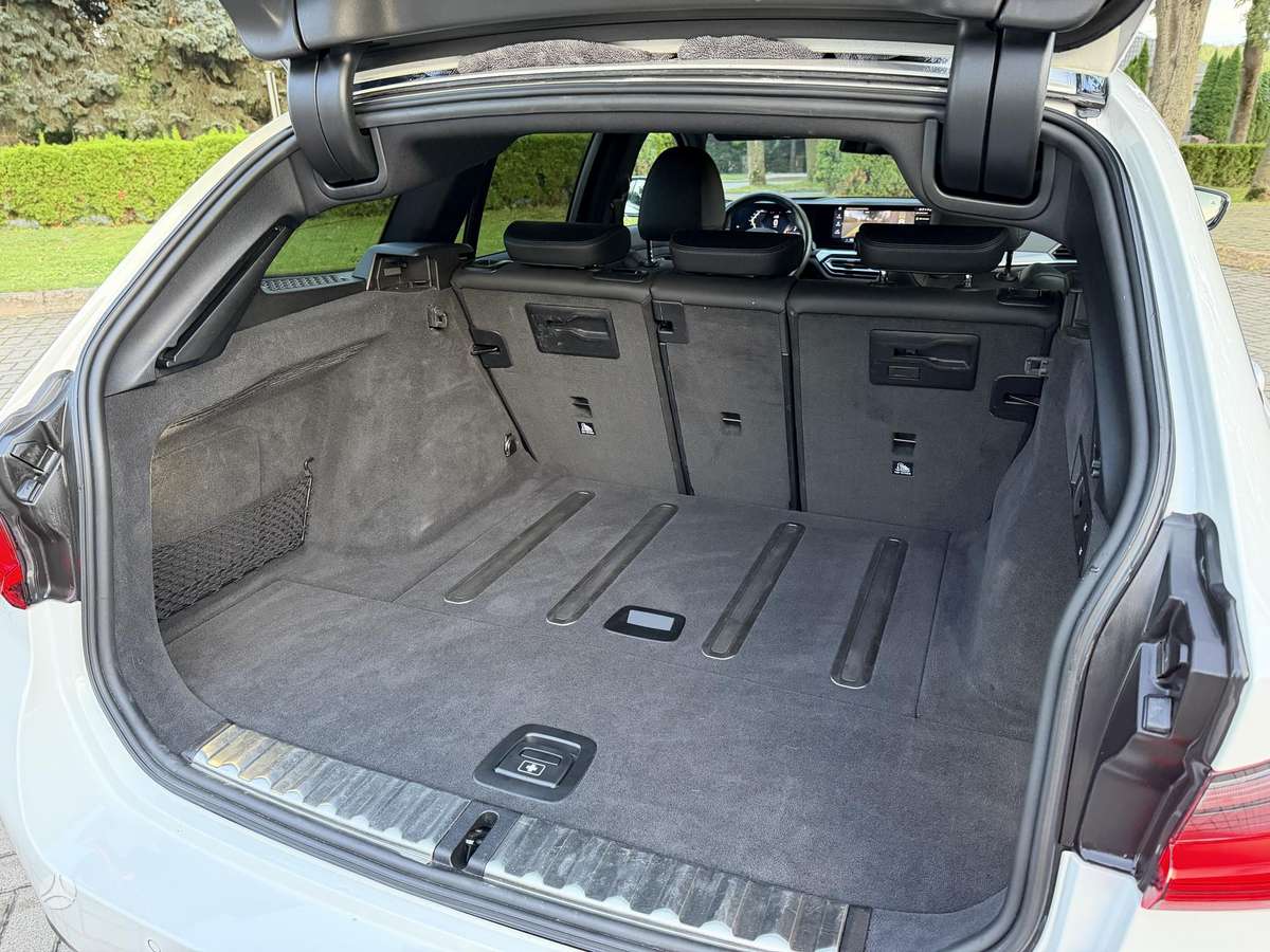 BMW 320, 2.0 l., wagon