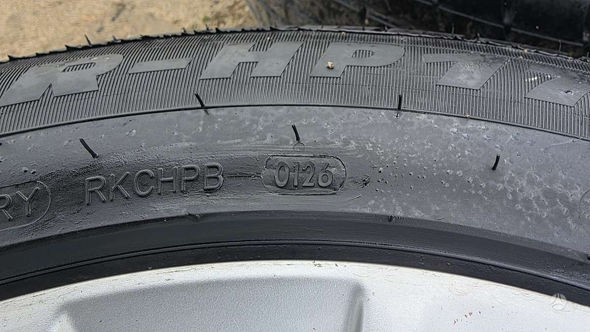 Nissan, light alloy, R17