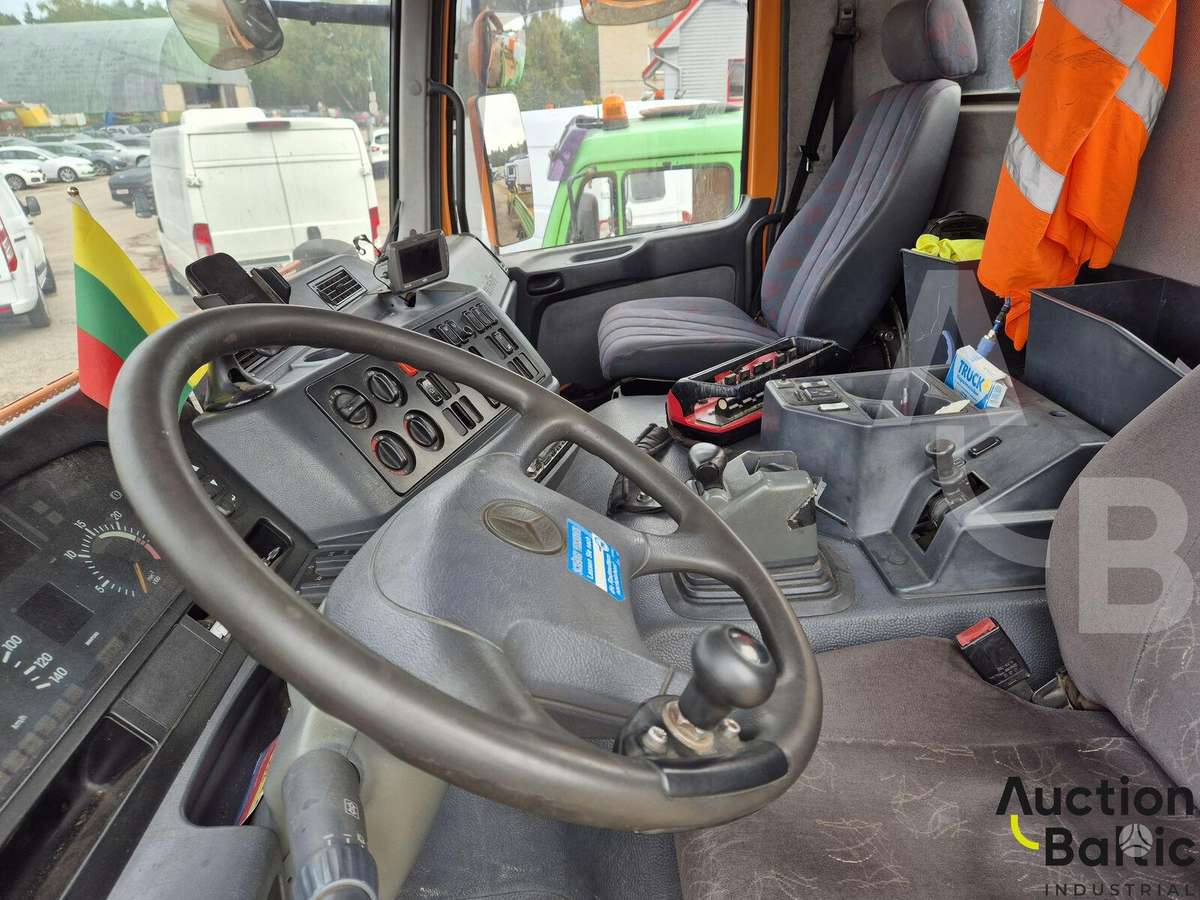 Mercedes-Benz Actros 1831, самосвалы