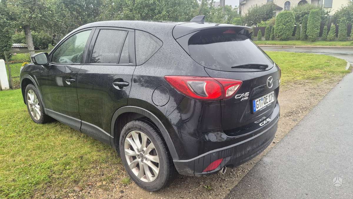 Mazda CX-5, 2.2 l., off-road / crossover