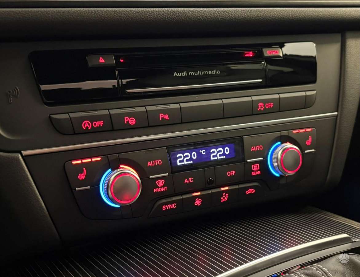 Audi A6, 3.0 l., sedanas