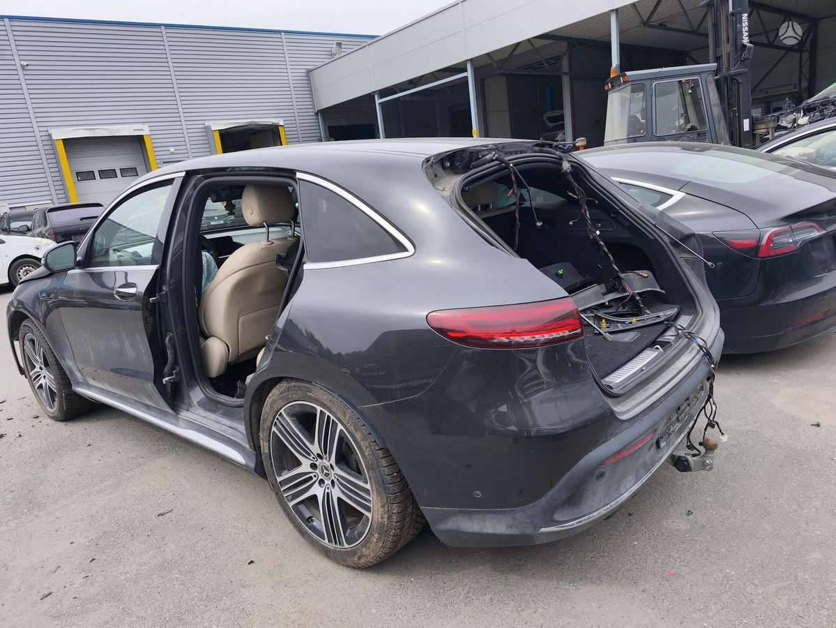 Mercedes-Benz EQC