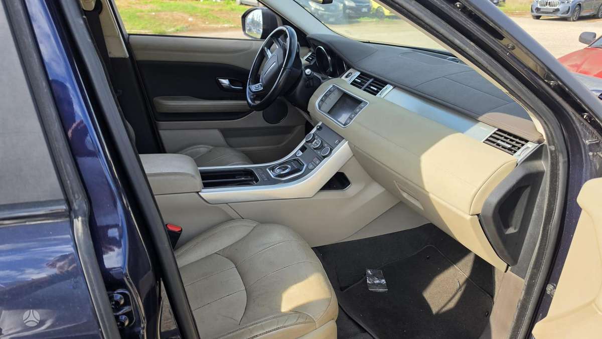 Land Rover Evoque, 2.0 l., off-road / crossover