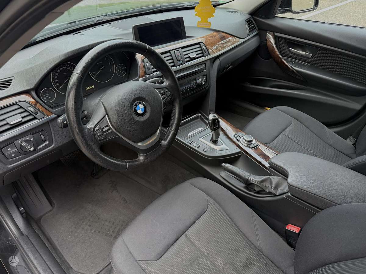 BMW 320, 2.0 l., wagon