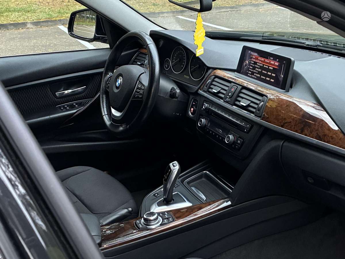 BMW 320, 2.0 l., wagon