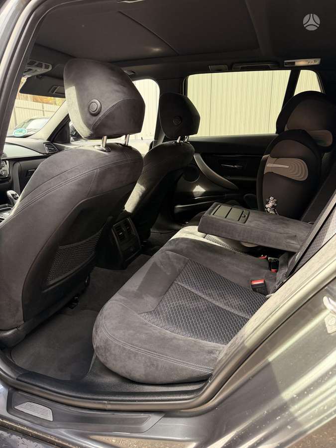 BMW 320, 2.0 l., wagon