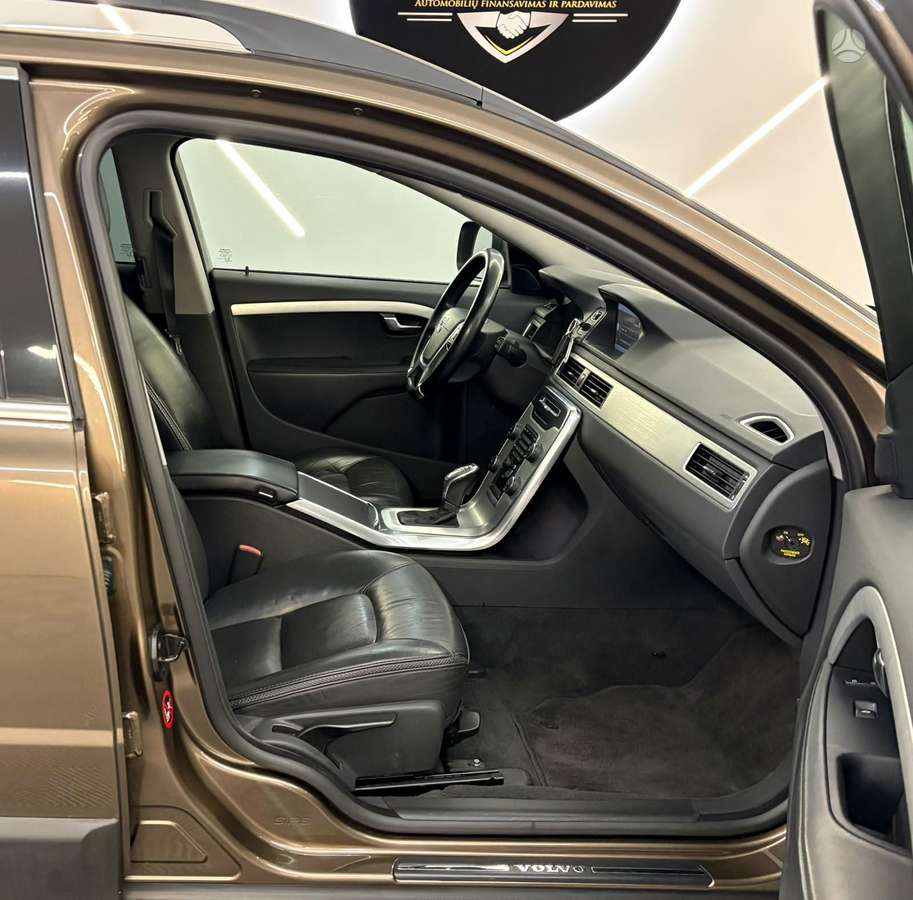 Volvo XC70, 2.4 l., Универсал