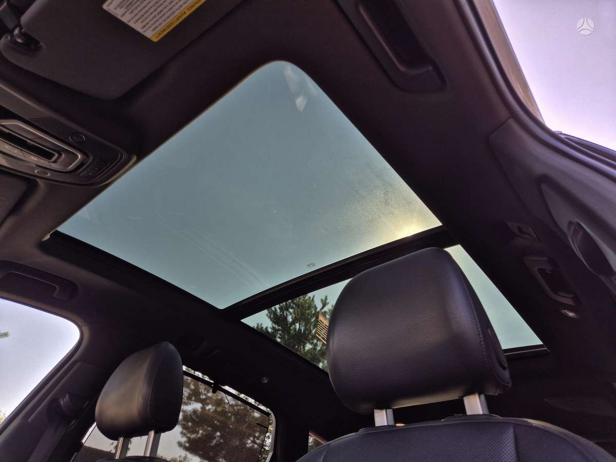 Audi Q7, 3.0 l., off-road / crossover