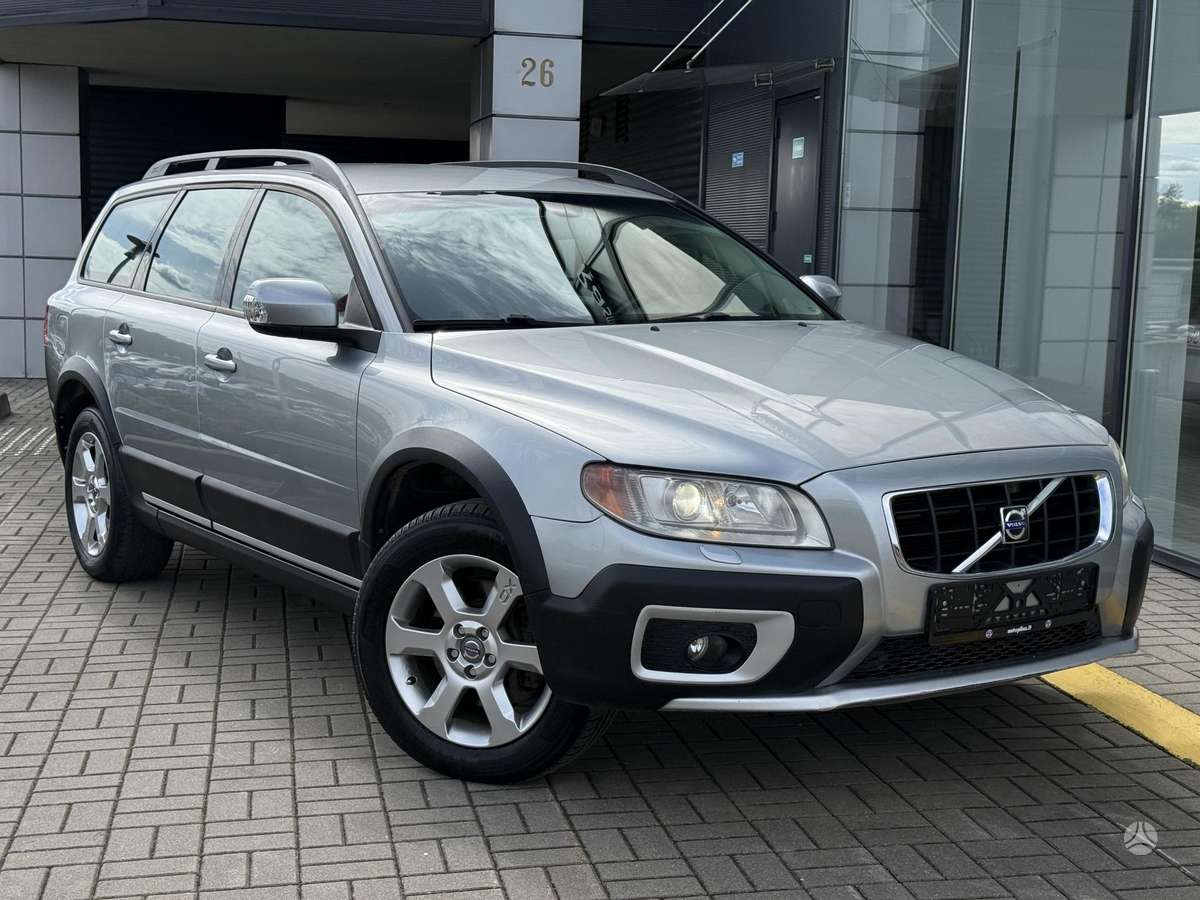 Volvo XC70, 2.4 l., wagon