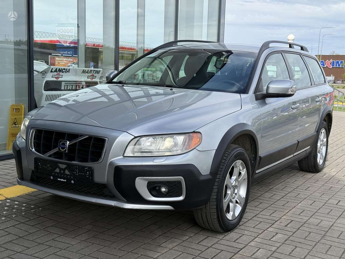 Volvo XC70, 2.4 l., wagon