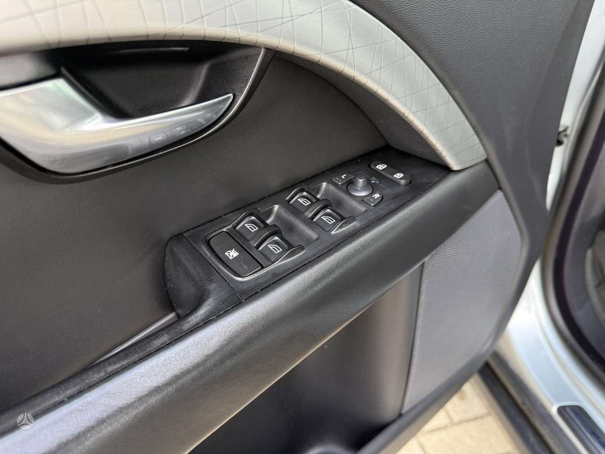Volvo XC70, 2.4 l., Универсал