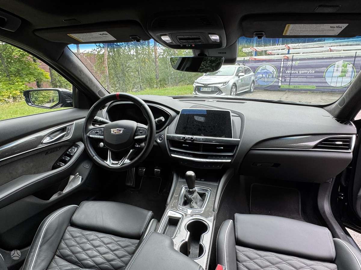 Cadillac CT5, 6.2 l., Седан